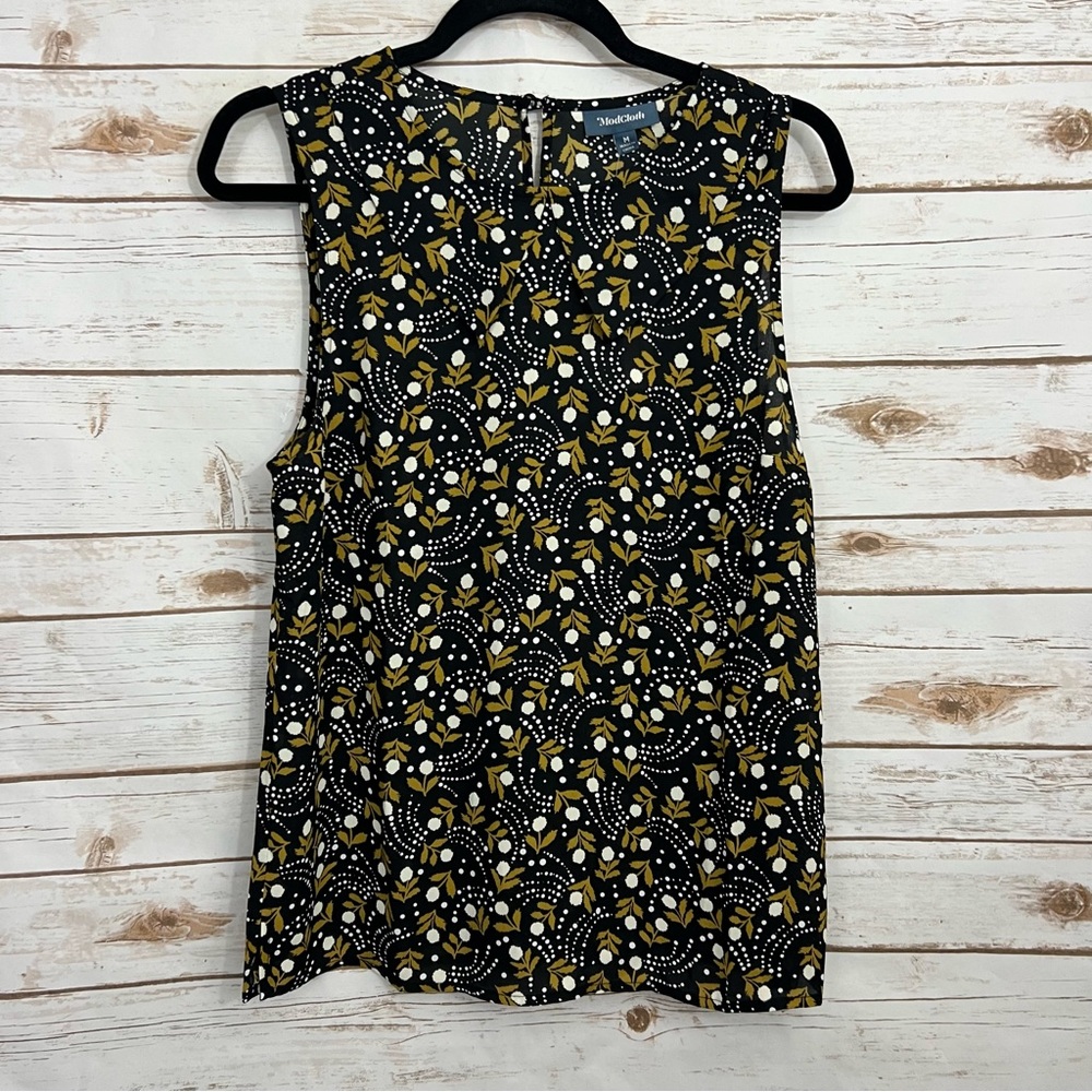 ModCloth NWT Ditsy Thistle Print Sleeveless Top